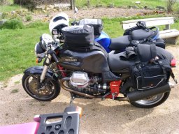 NC08 - Une des 8 Guzzi