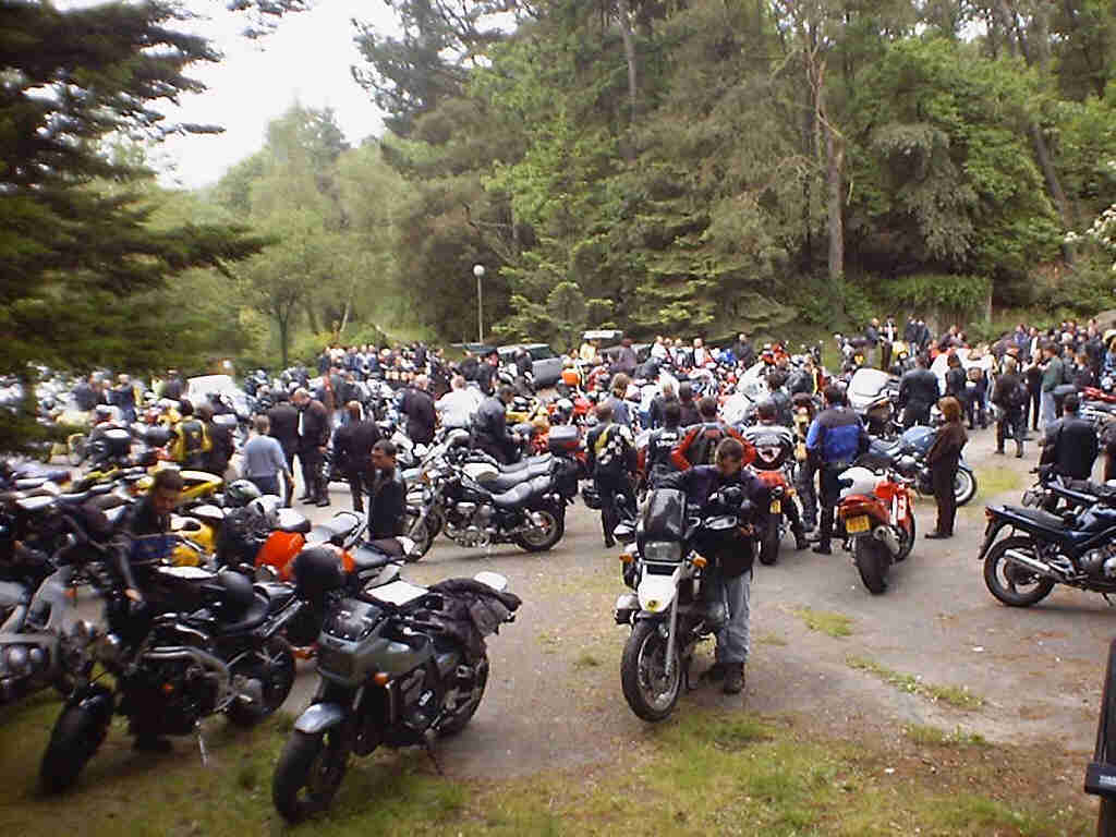 Le parking avant le défilé