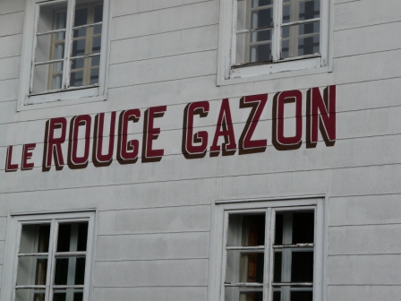 Le Rouge Gazon